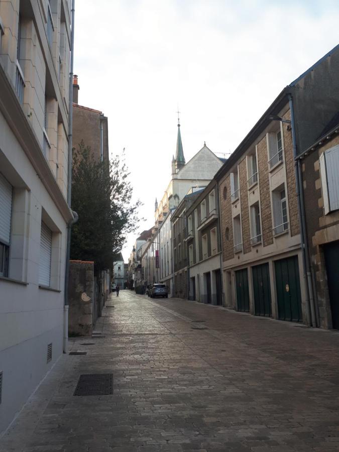 Ferienwohnung Edouard Grimaux Poitiers Exterior foto